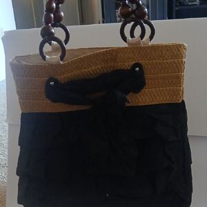 Elegant Black and Tan Women's Shoulder Bag